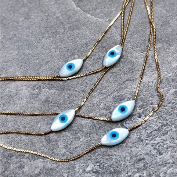 ❗️LAST❗️Dainty Evil Eye Necklace - Picture 4 of 8